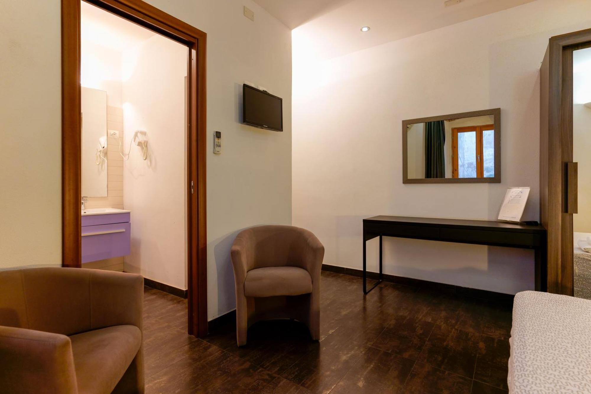 Il Palazz8 Hotell Iglesias Exteriör bild