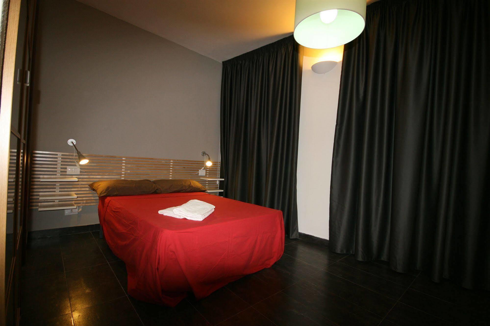 Il Palazz8 Hotell Iglesias Exteriör bild